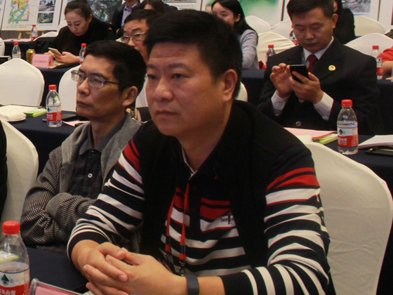 杨彪.JPG