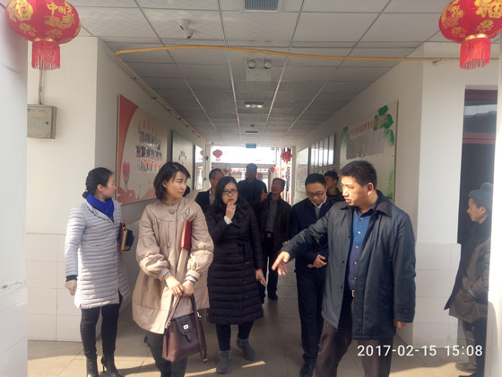 天府新区基层治理和社会事业发展局负责同志在新兴敬老院调研医养工作_副本.jpg