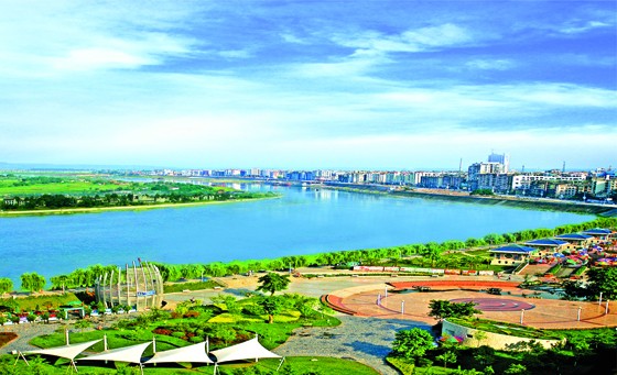 遂宁城市一景.jpg