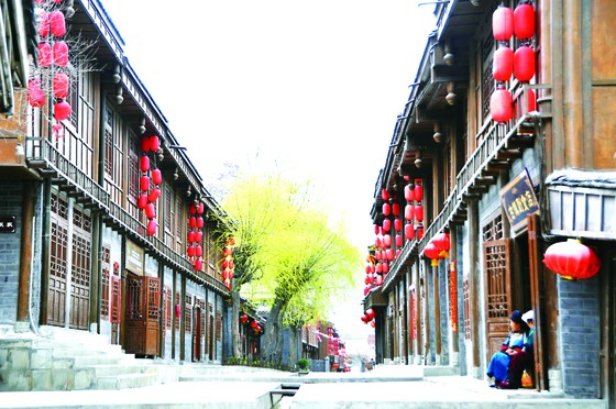 古镇新貌  张建·摄.jpg