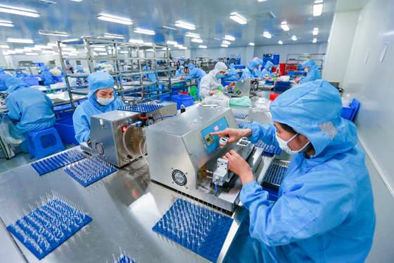 普瑞斯生物科技为南溪提供了近400个就业岗位.jpg