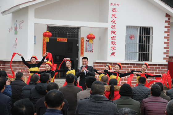 产业振兴为沱牌镇赢回人气，文化生活丰富起来.png