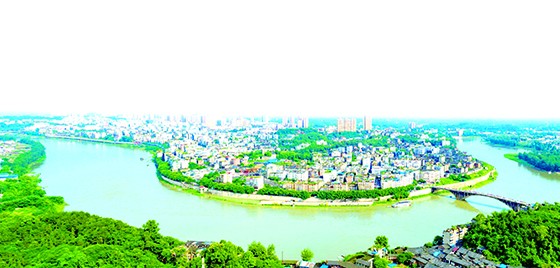 位于沱江之畔的四川省富顺县城.jpg
