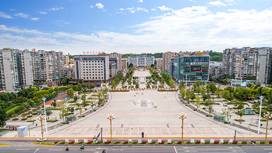 3 简阳市新建城市广场.jpg