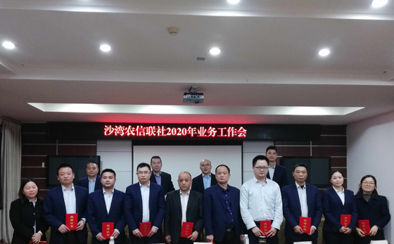 先进2.jpg