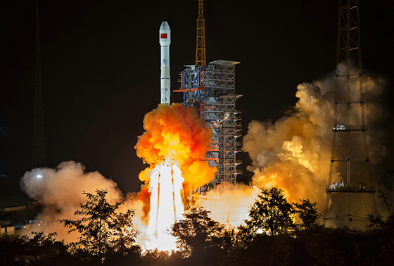 西昌卫星发射中心火箭发射--张衡摄_1.jpg