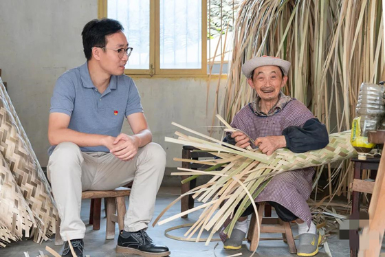 望鱼镇原顺河村成立合作社发展庭院竹编，带动群众致富_副本.jpg
