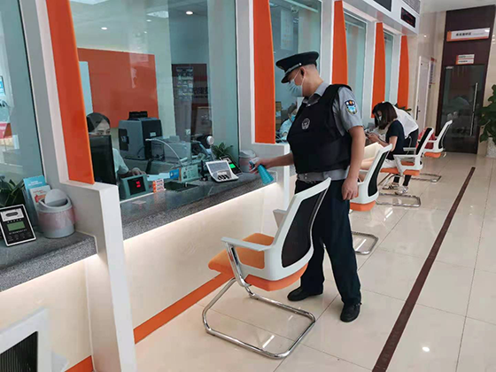 1营业场所全面消毒到位.png