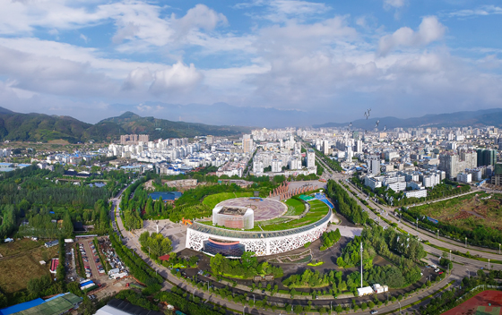 俯瞰西昌市城区（叶昌云 摄）(18).jpg