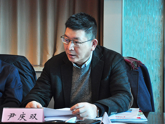 7.西南财经大学党委常委、副校长尹庆双出席会议.JPG