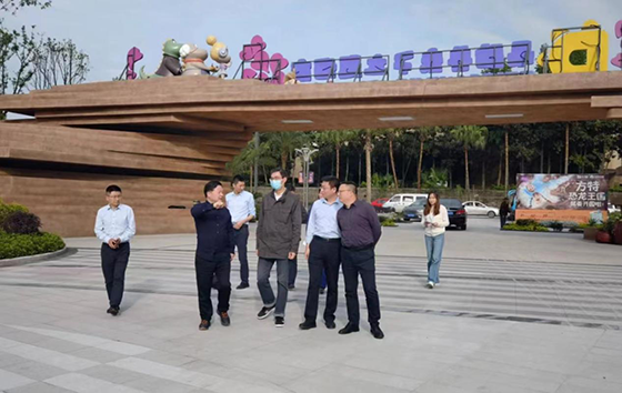 自贡银行行长跑基层 着力解决“急难愁盼”.png