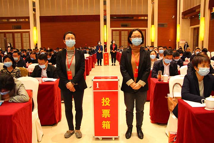 15－学会第八届理事会领导选举现场2.JPG