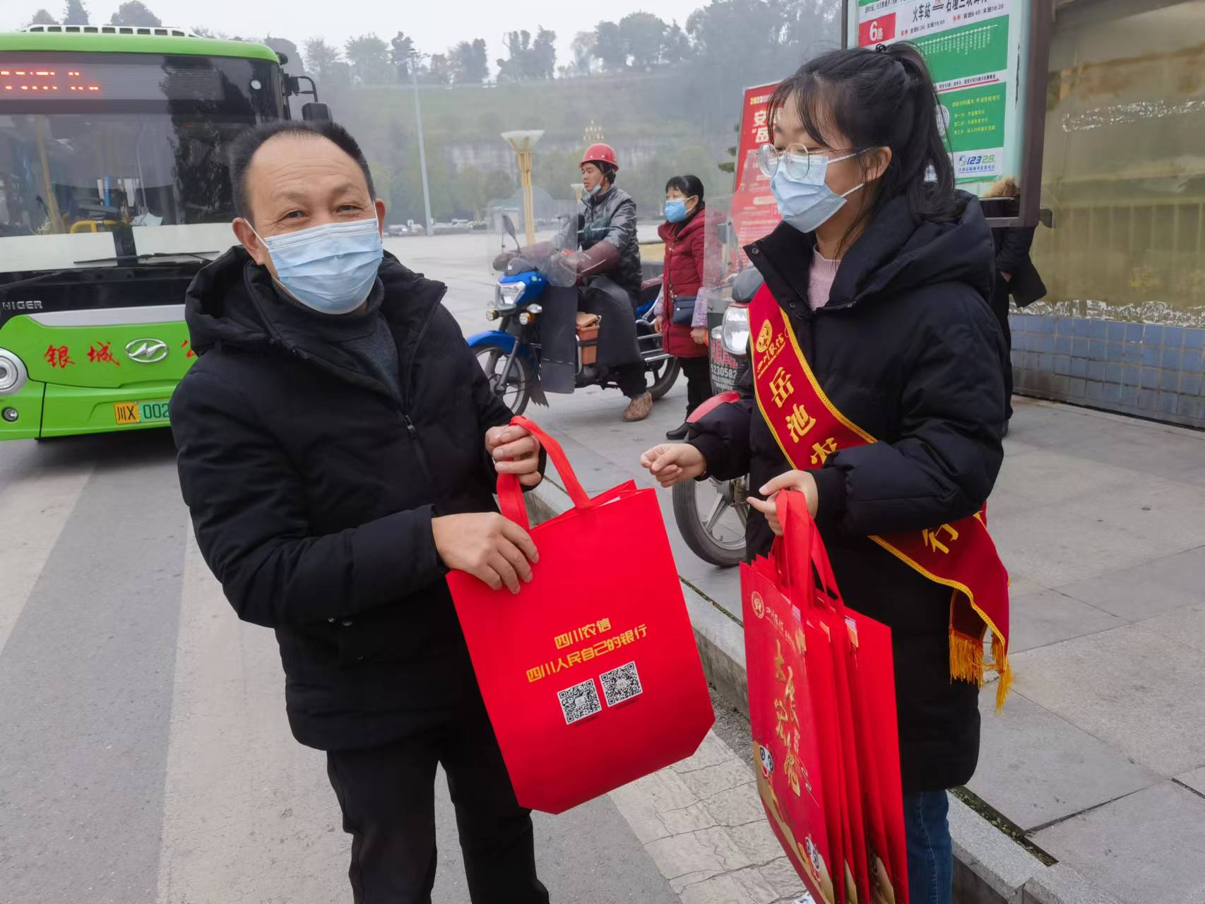 送对联.jpg