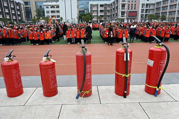 图5  2月15日，四川省内江市东兴区阳光学校，该校师生在森林防灭火应急演练中快速、有序集结。.jpg