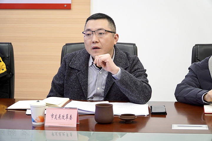 1广安市发展改革委副主任董明刚.jpg