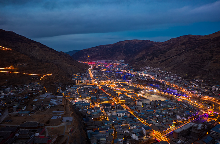 3松州古城夜景.jpg