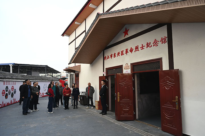 图1.jpg