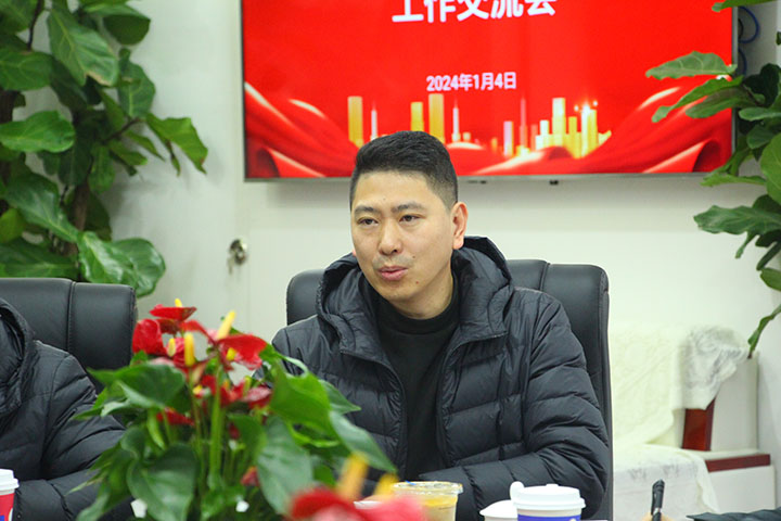 8　五粮液浓香酒有限公司品牌管理与市场洞察部副部长刘金鑫参加合作交流会.jpg