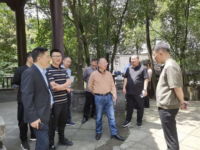 图2.jpg