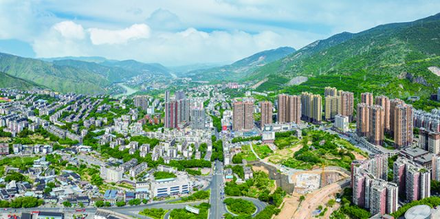 2攀枝花市西区城区全景  王禹豪 摄.jpg