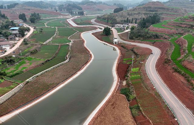 4整治后的河道碧水长清.jpg