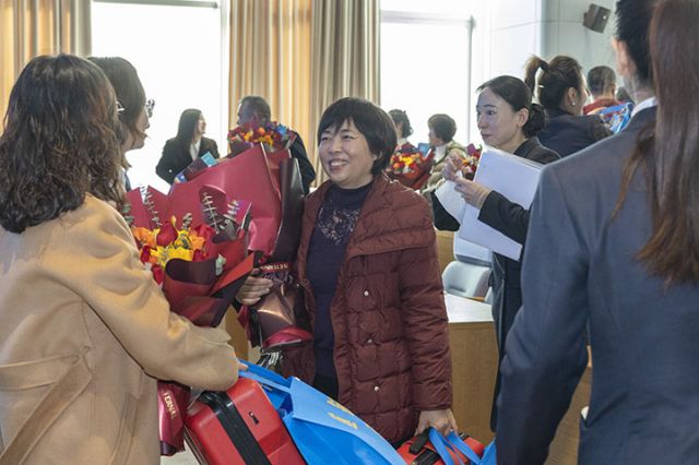5退休员工座谈会.JPG