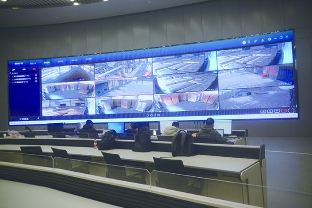3川南新材料化工园区数字化智能监控中心  车文斌 摄.JPG
