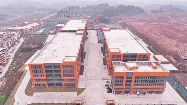 图6  成渝综合产业示范园区及配套设施项目。闫凯 摄.jpg