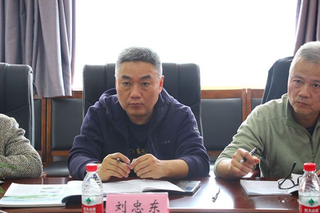 5《西部广播电视》杂志社副总经理刘忠东参加会议.JPG