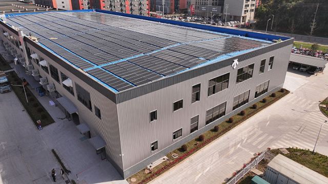 图5  2025年3月中旬，安岳安鑫迪桑特专线生产项目投用 。 易奎西  摄.jpg