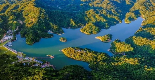 图3  保亭美丽乡村（许耀明 摄）.jpg