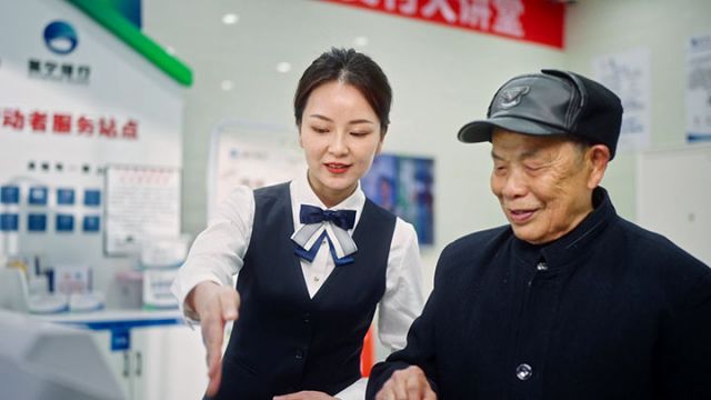 3为客户提供优质贴心服务.jpg