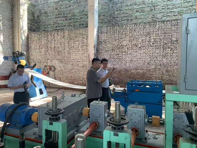 5e4378e3dcb30cdedab780eda336e7d.jpg