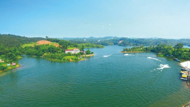 1762324537138032.jpg 凤凰湖.jpg