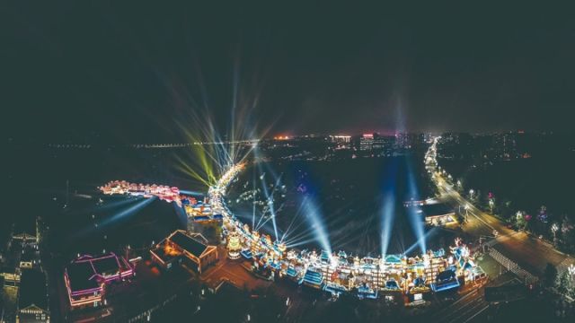 1762324549963582.jpg 山河明月·醉酒城夜间经济消费场景.jpg