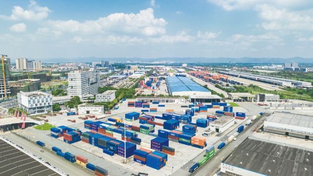 1762326729999366.jpg 成都国际铁路港综合保税区远景.jpg