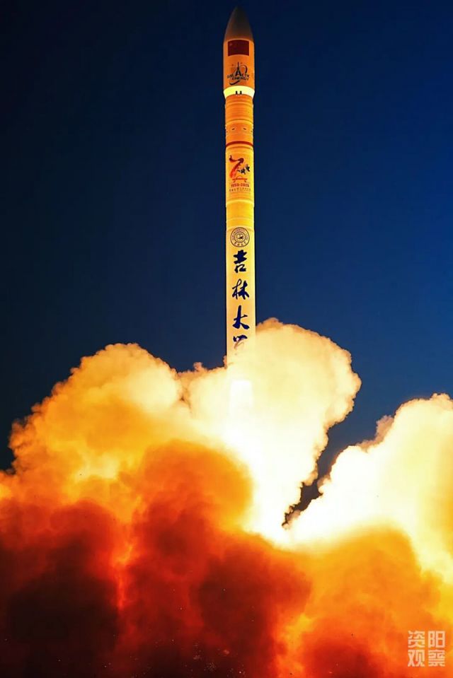 图4  “资阳造”火箭发射升空.jpg