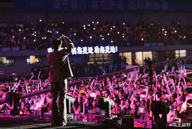 1764813799949786.jpg 3.jpg