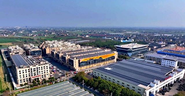 图3  浙江中法集团有限公司产业园区一览（邵建平 摄）.jpg