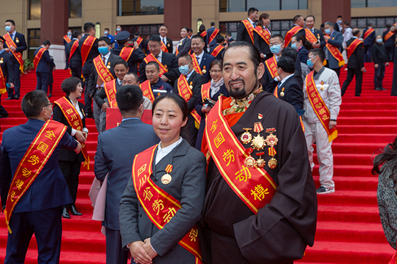 劳模合影2.jpg