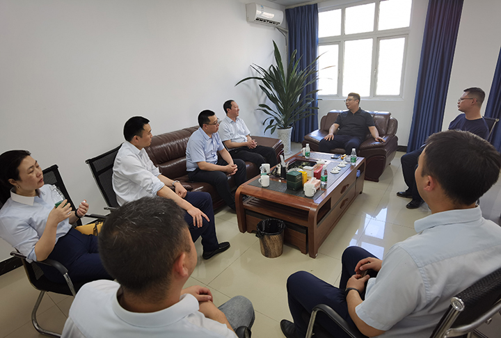 到企业开展融资对接.jpg